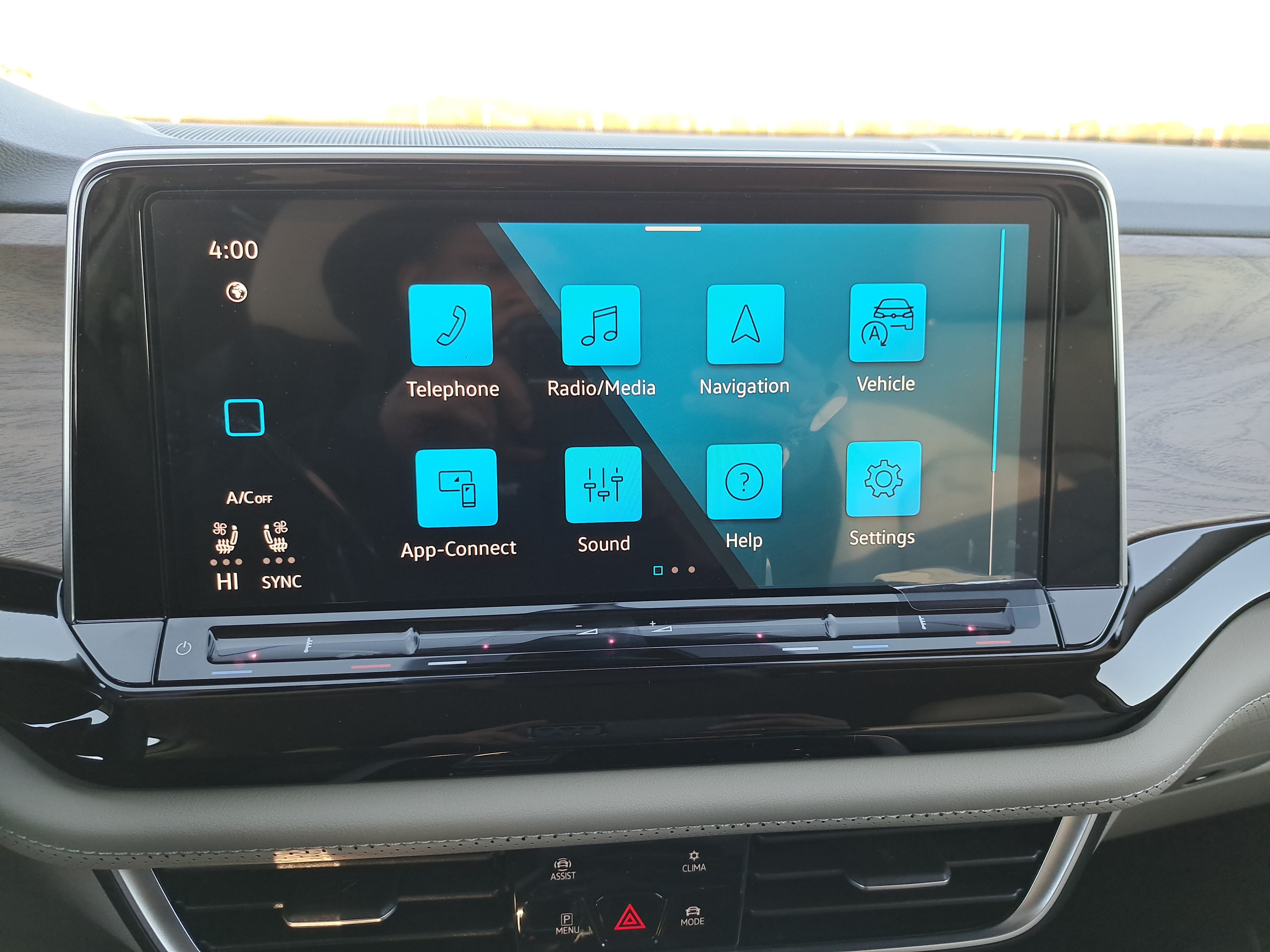 New 2026 Volkswagen Atlas SE AWD/4WD image 22