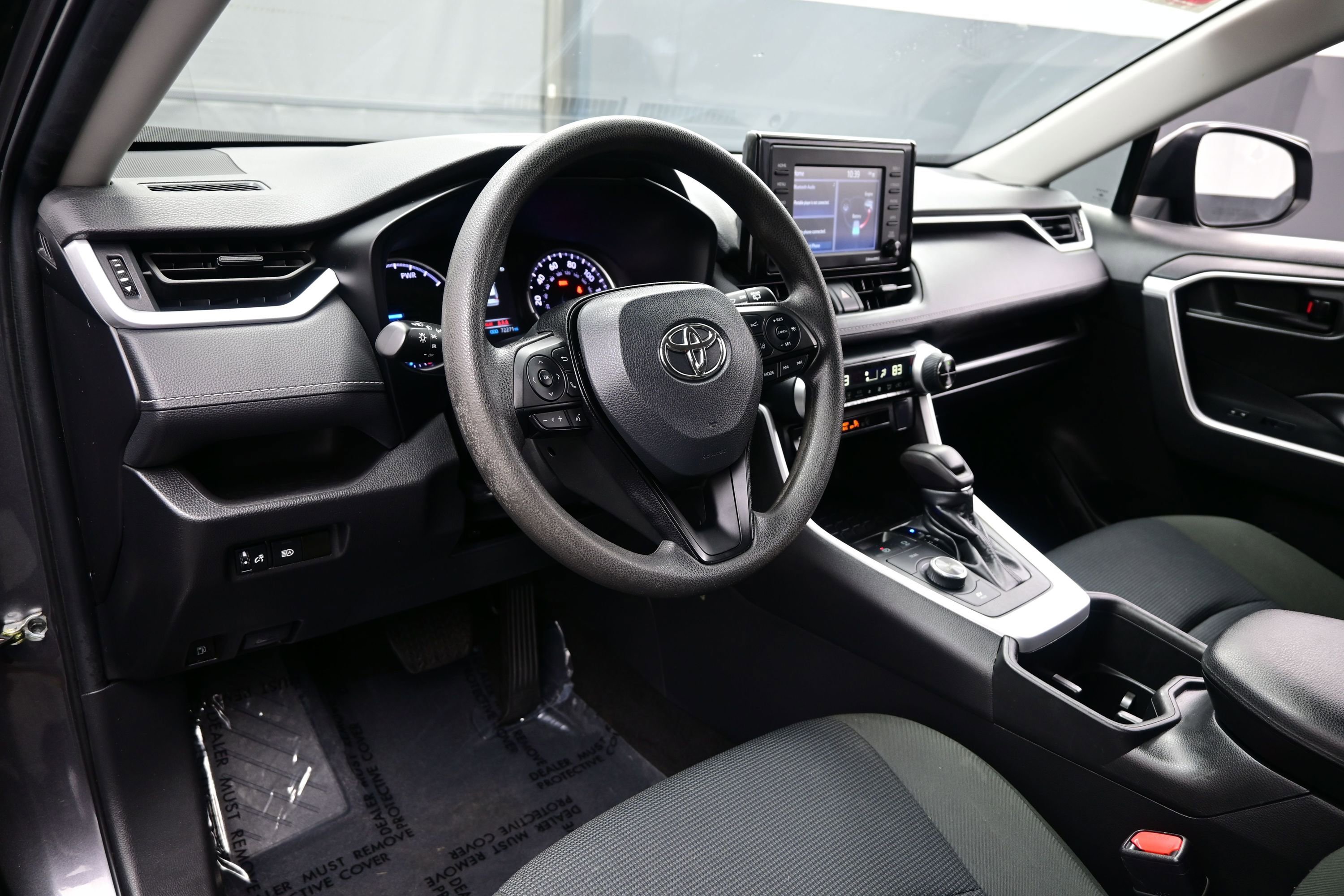 Used 2022 Toyota RAV4 LE AWD/4WD image 12
