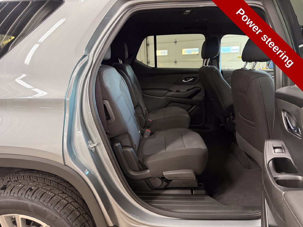 Used 2023 Chevrolet Traverse LT w/ LPO, Cargo Package AWD/4WD image 40