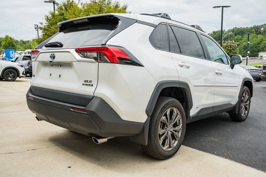 Used 2024 Toyota RAV4 XLE Premium w/ Weather Package AWD/4WD image 4