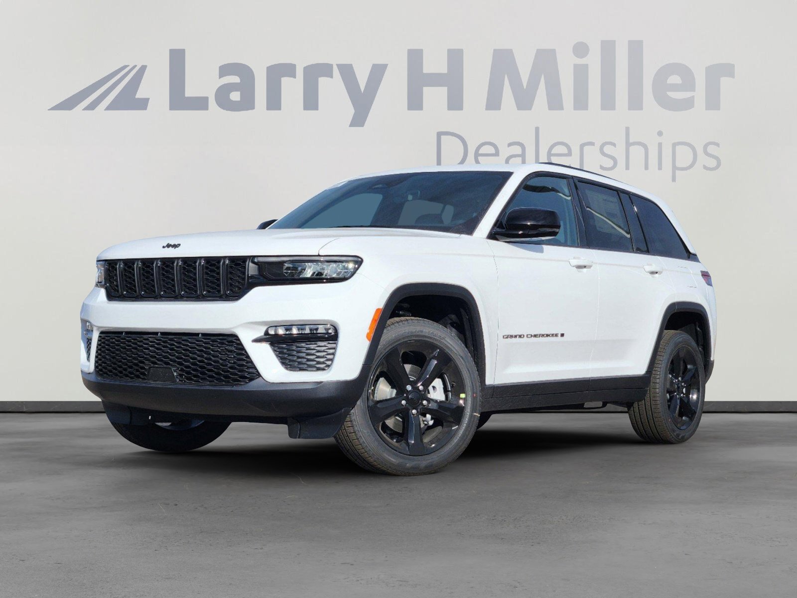 New 2025 Jeep Grand Cherokee Limited w/ Black Appearance Package