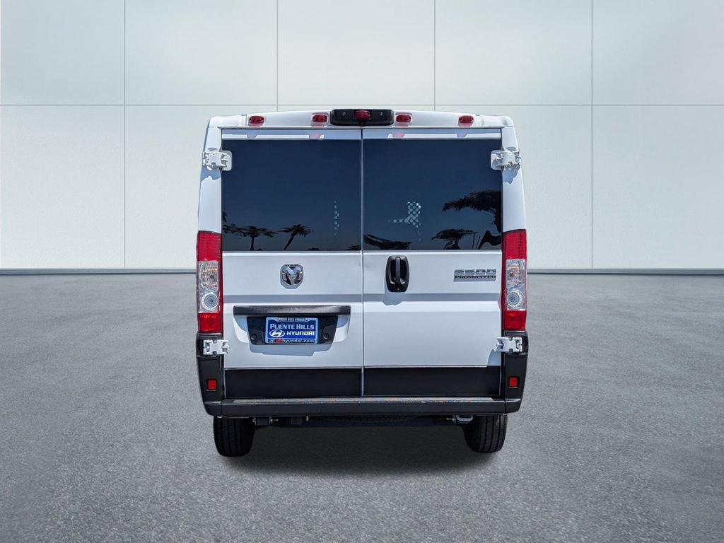 Used 2025 RAM ProMaster 2500 w/ U-Haul Equipment Group FWD image 5