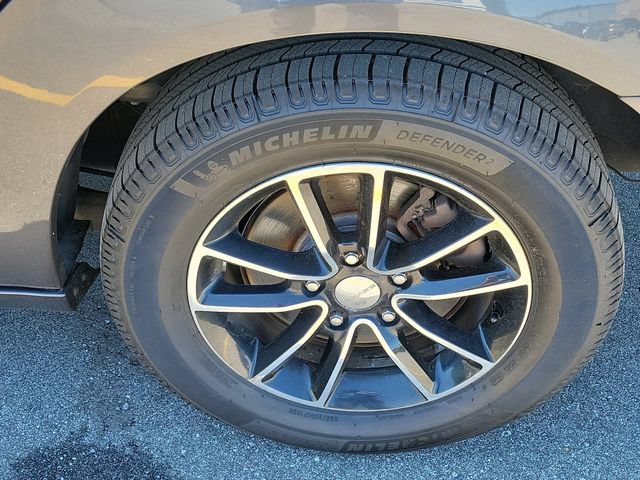 Used 2016 Dodge Grand Caravan SE FWD image 22