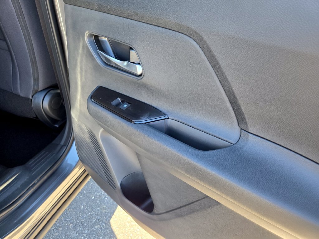 New 2027 Nissan Kicks SV w/ Cold Weather Package FWD image 21