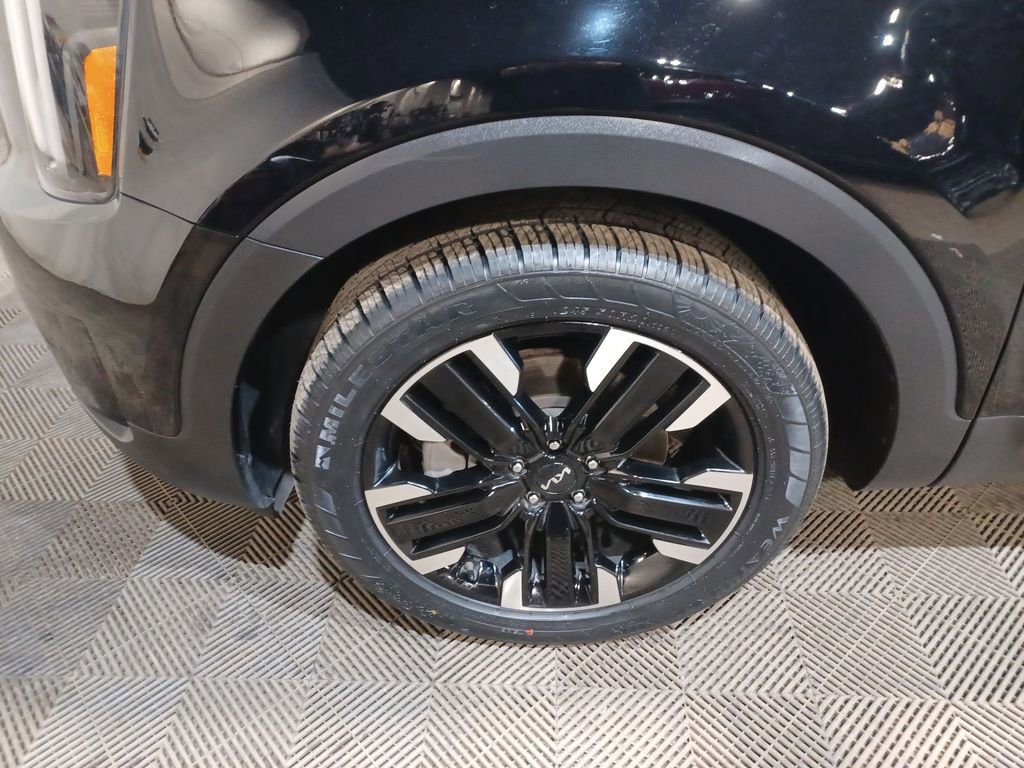 Used 2024 Kia Telluride SX Prestige w/ Towing Package AWD/4WD image 19