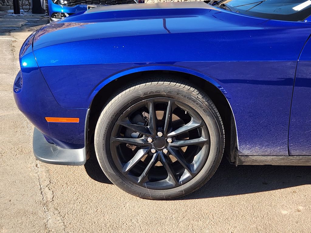 Used 2021 Dodge Challenger GT w/ Plus Package image 9