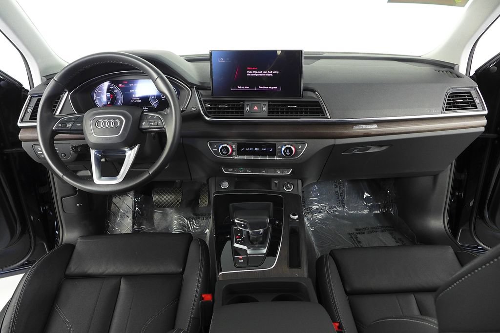 Used 2023 Audi Q5 e Premium w/ Convenience Package AWD/4WD image 25