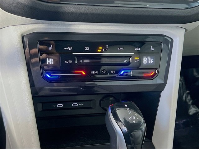 Used 2022 Volkswagen Tiguan SE image 22