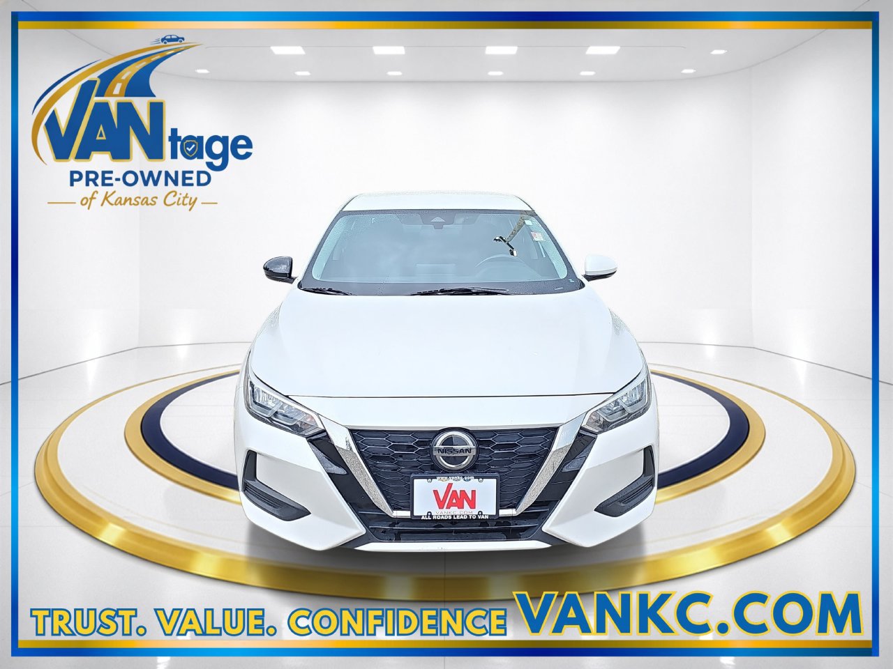 Used 2021 Nissan Sentra SV FWD image 2