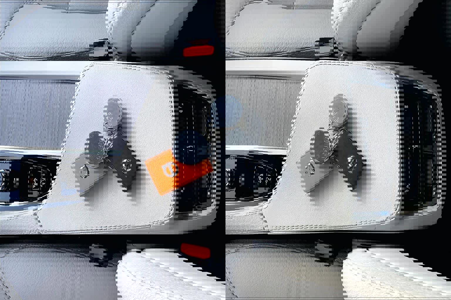 Used 2023 Volvo XC90 T8 Plus w/ Protection Package Premier image 14