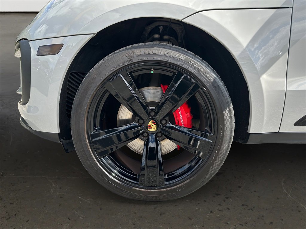 Used 2022 Porsche Macan S image 10