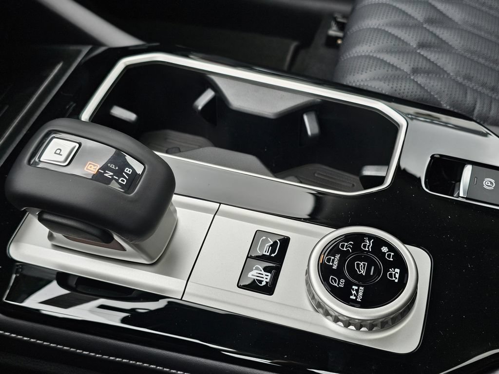 New 2026 Mitsubishi Outlander SEL AWD/4WD image 25