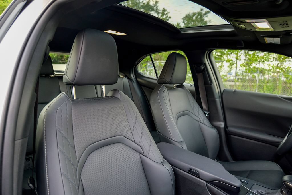 Used 2024 Lexus UX 250h F Sport AWD/4WD image 37