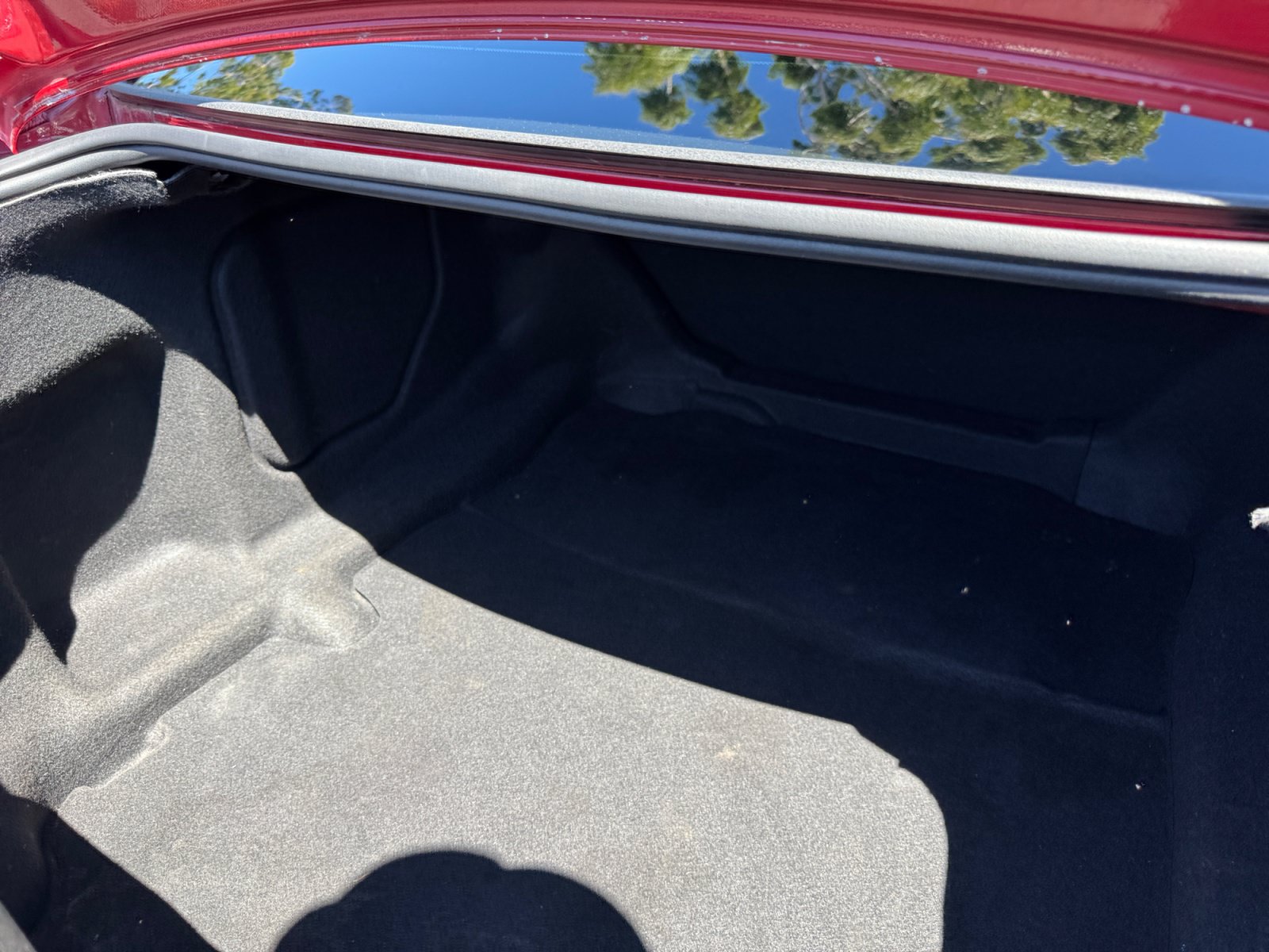 Used 2020 Chevrolet Camaro LT RWD image 19