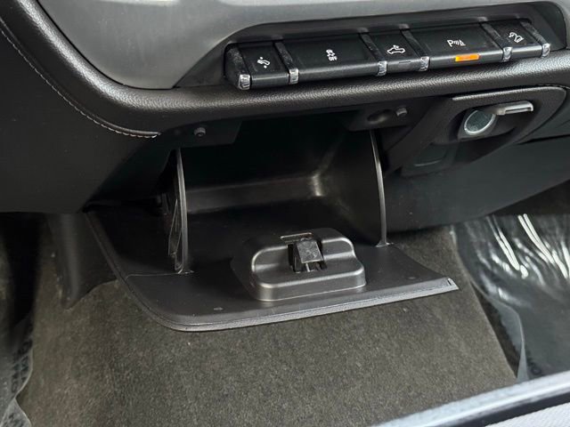 Used 2016 GMC Sierra 1500 SLE w/ SLE Value Package image 15