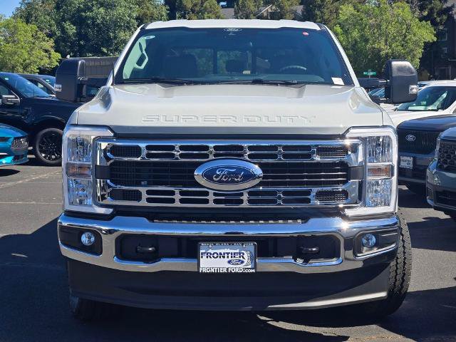 New 2026 Ford F250 XLT w/ FX4 Off-Road Package AWD/4WD image 29