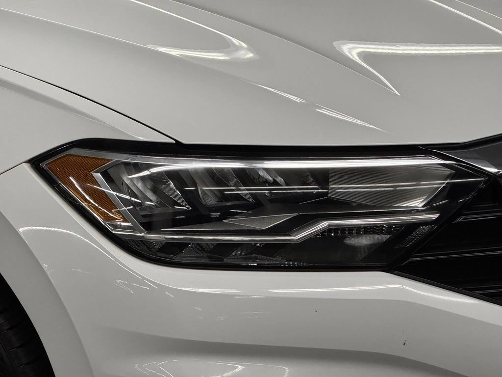 Used 2019 Volkswagen Jetta R-Line w/ R-Line Cold Weather Package FWD image 37