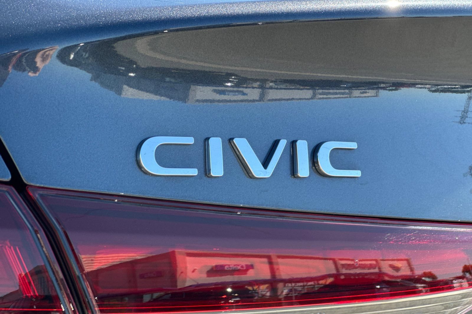 Used 2025 Honda Civic Sport image 26