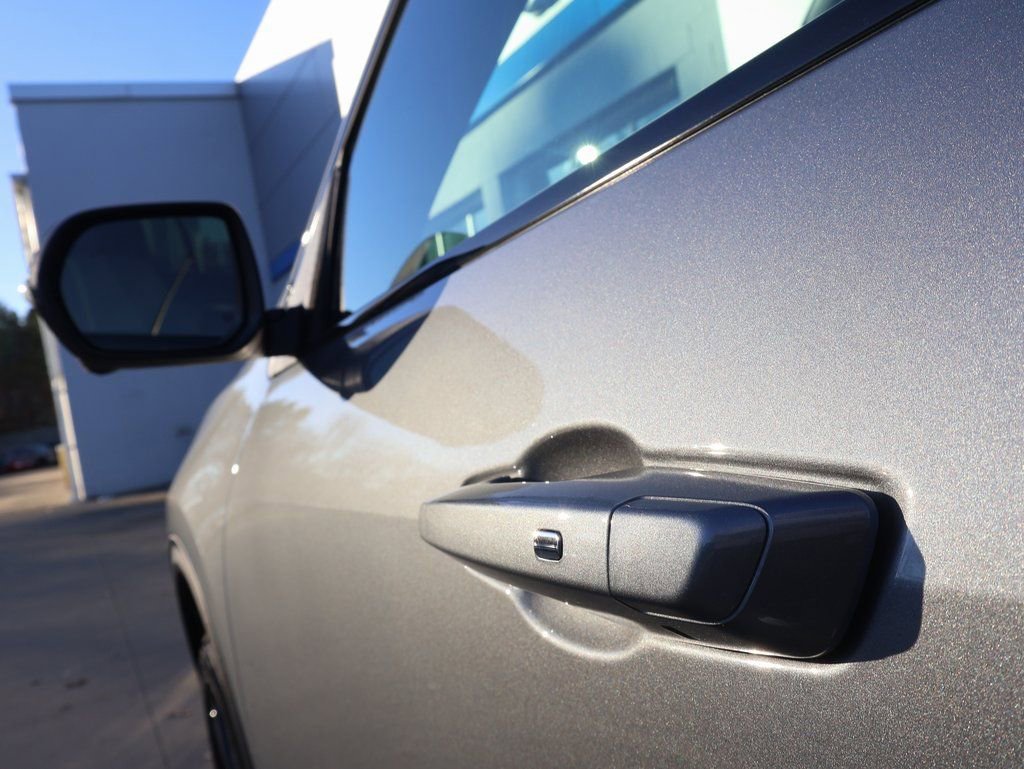 New 2026 GMC Acadia Elevation w/ Black Edition image 10