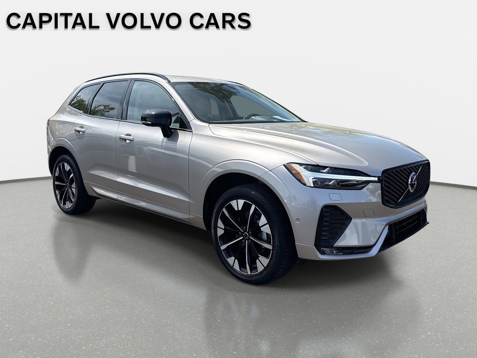 Used 2026 Volvo XC60 B5 Ultra w/ Protection Package Premier image 3