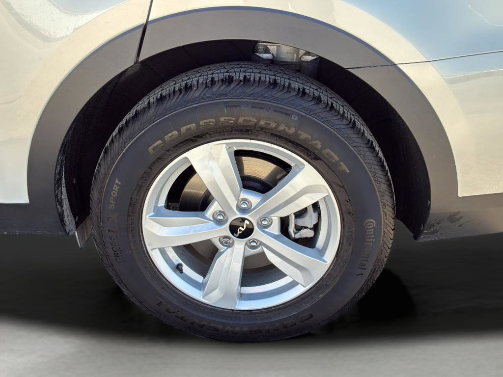 Certified 2026 Kia Sorento LX FWD image 32