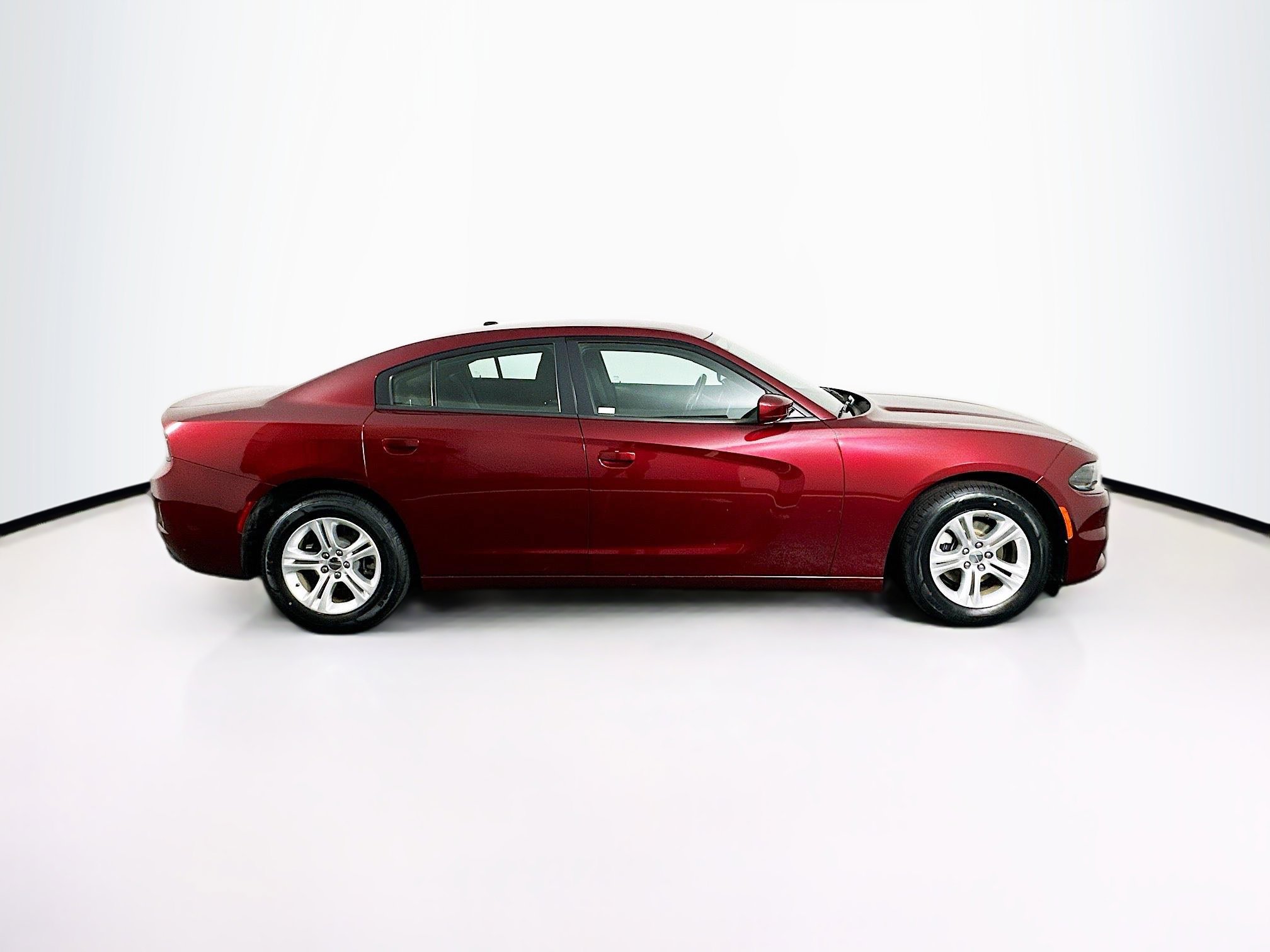 Used 2022 Dodge Charger SXT image 10