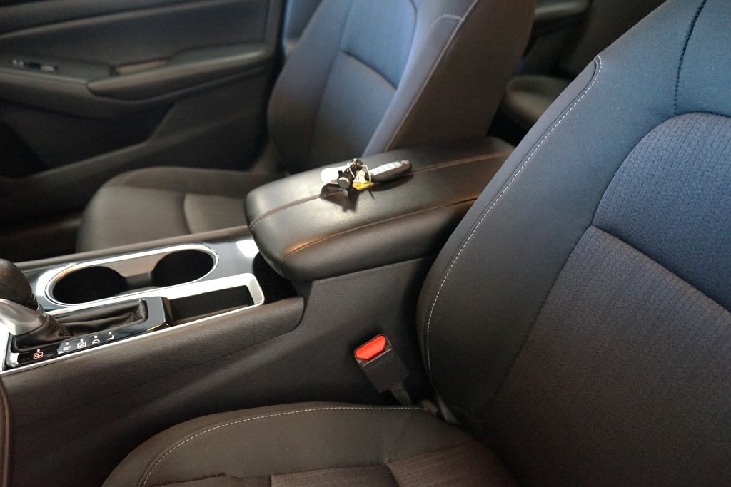 Used 2024 Nissan Altima 2.5 SV FWD image 27