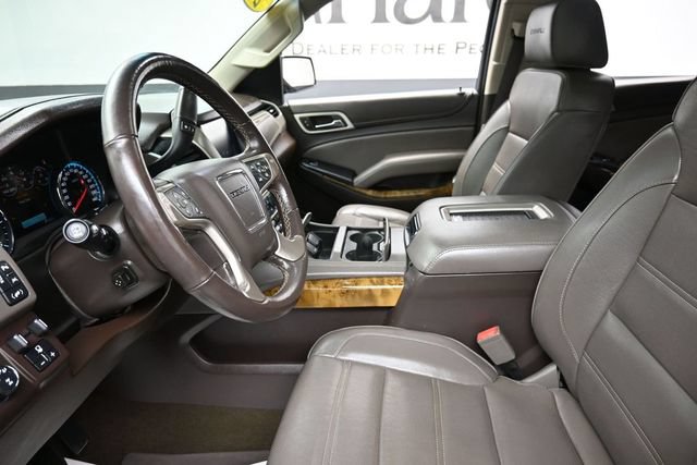 Used 2017 GMC Yukon Denali w/ Open Road Package AWD/4WD image 17