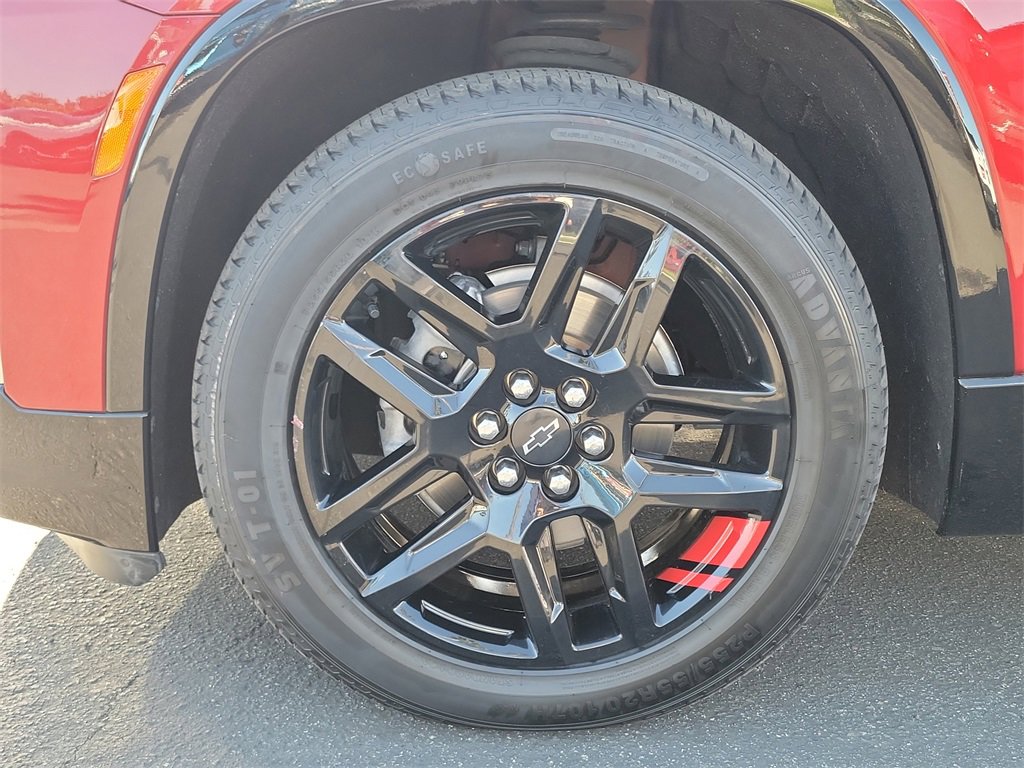 Certified 2022 Chevrolet Traverse Premier w/ Redline Edition image 28