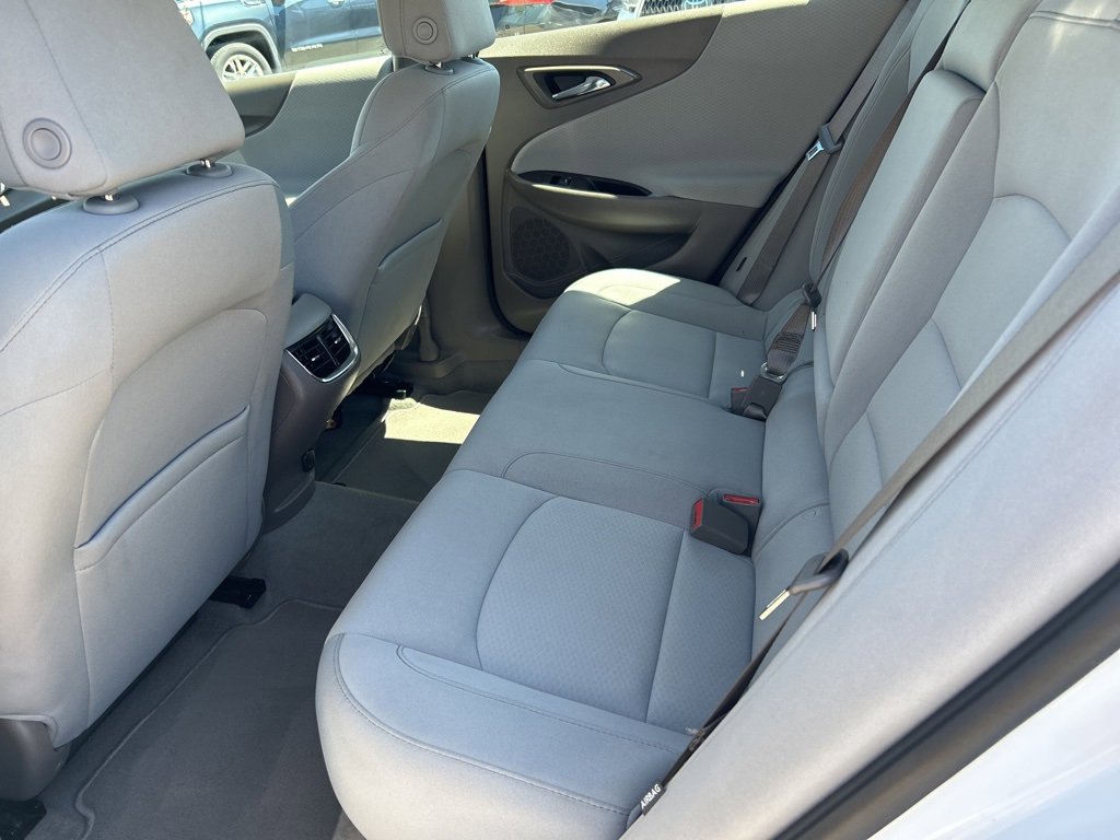 Used 2022 Chevrolet Malibu LT image 12
