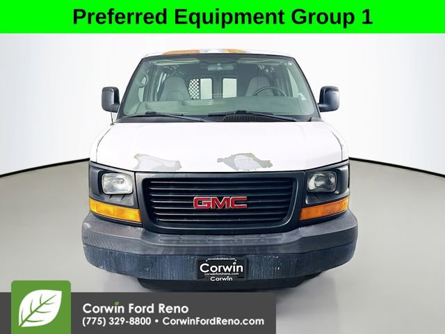 Used 2005 GMC Savana 2500 RWD image 2