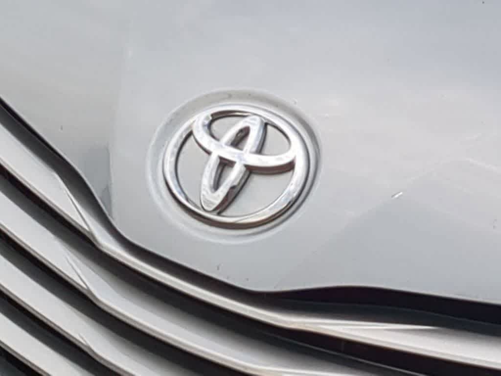 Used 2015 Toyota Sienna Limited Premium AWD/4WD image 11
