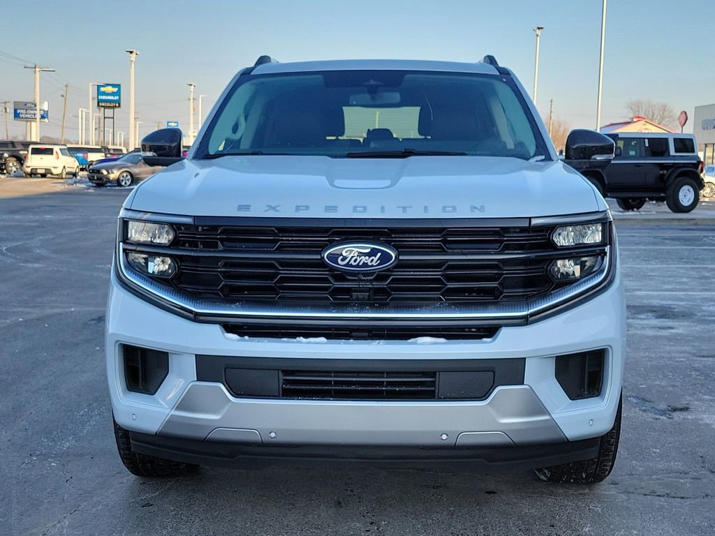 New 2025 Ford Expedition Platinum w/ Platinum Ultimate Package image 2