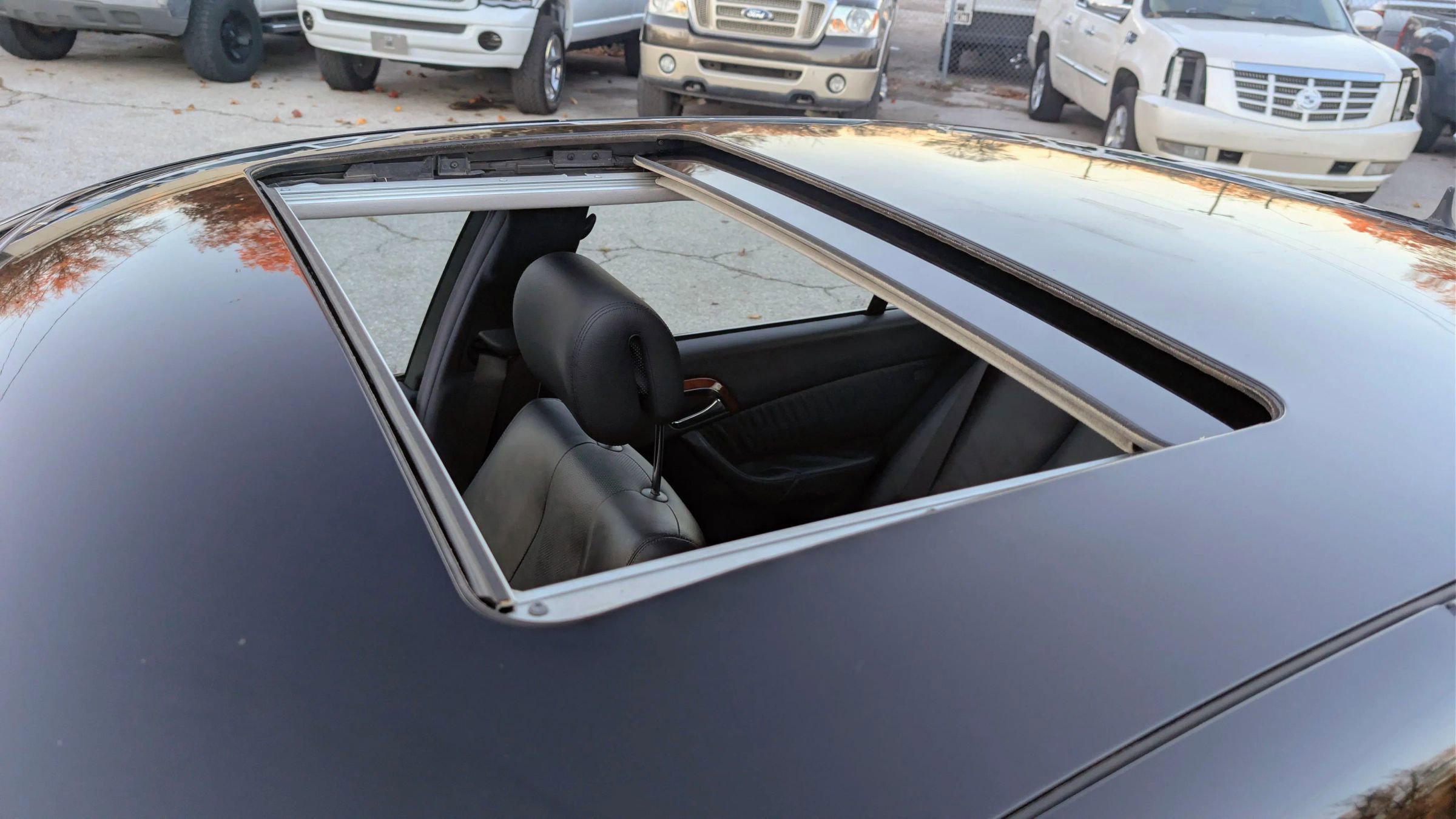 Used 2005 Mercedes-Benz S 430 S 430 4MATIC Sedan 4D image 9