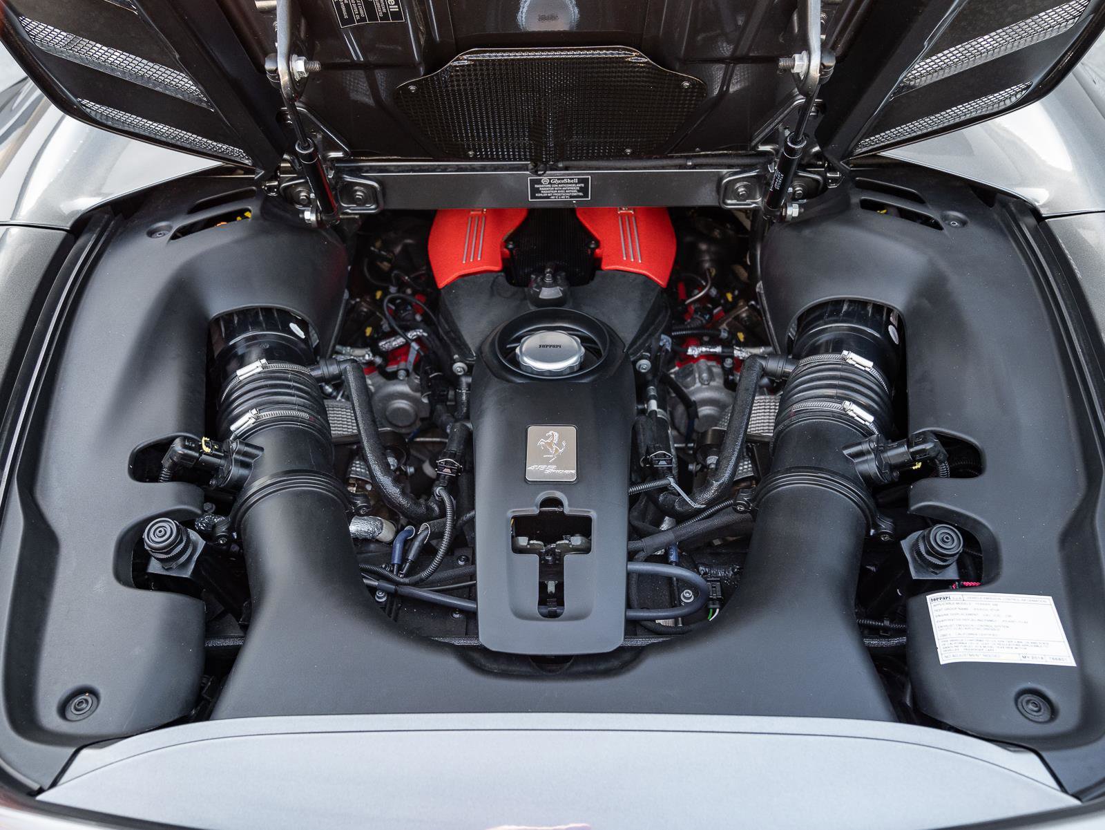 Used 2018 Ferrari 488 Spider image 16