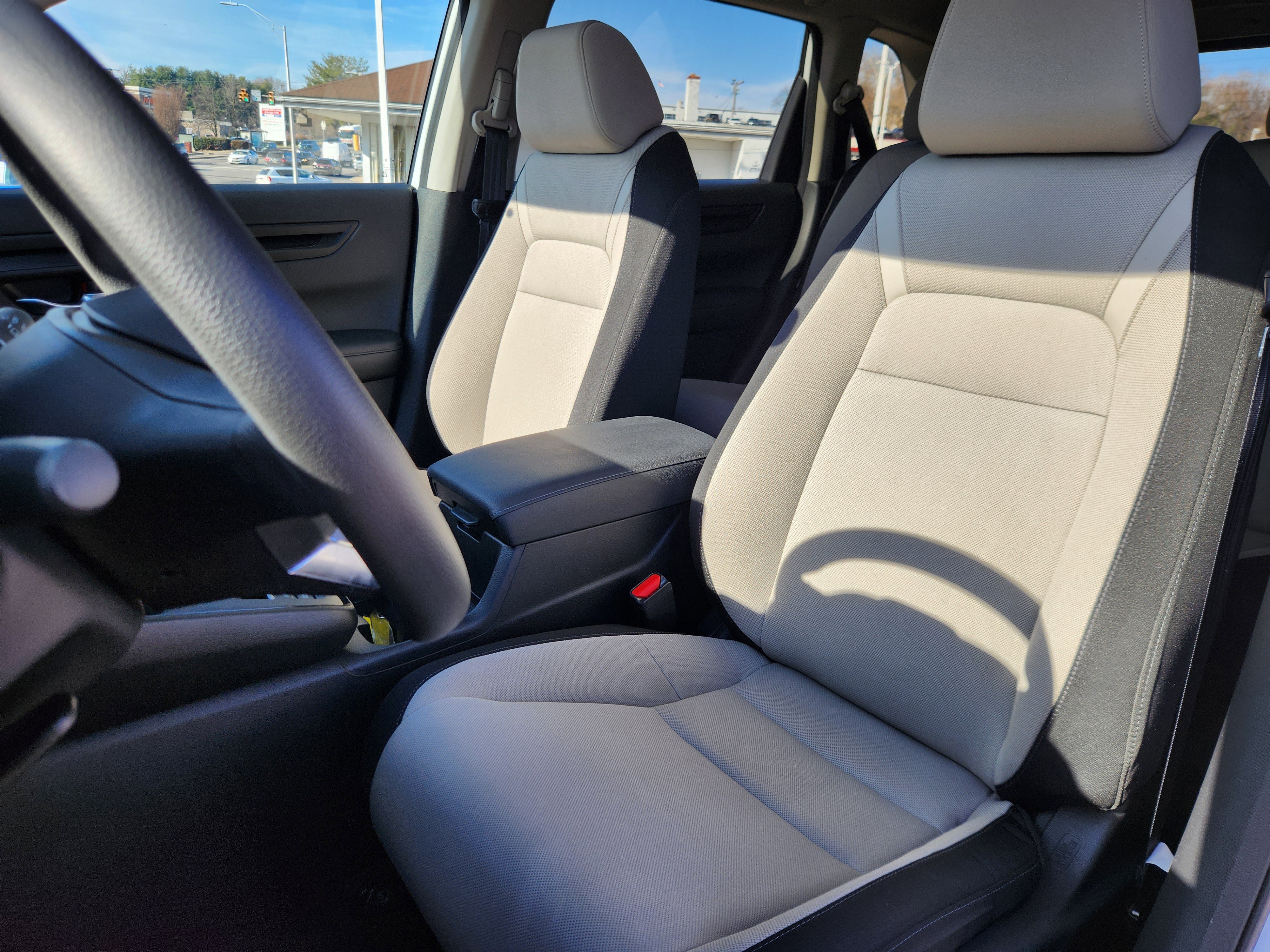 Used 2023 Honda CR-V EX image 7