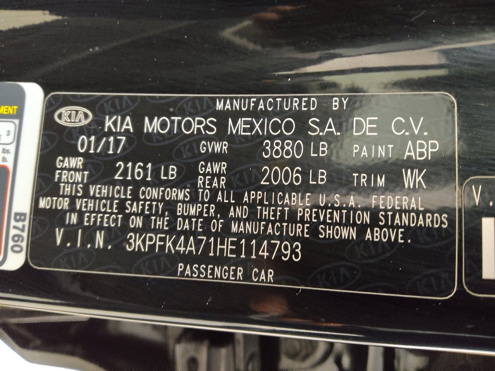 Used 2017 Kia Forte LX image 33