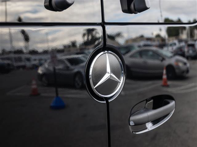 Used 2023 Mercedes-Benz Sprinter 3500 image 37