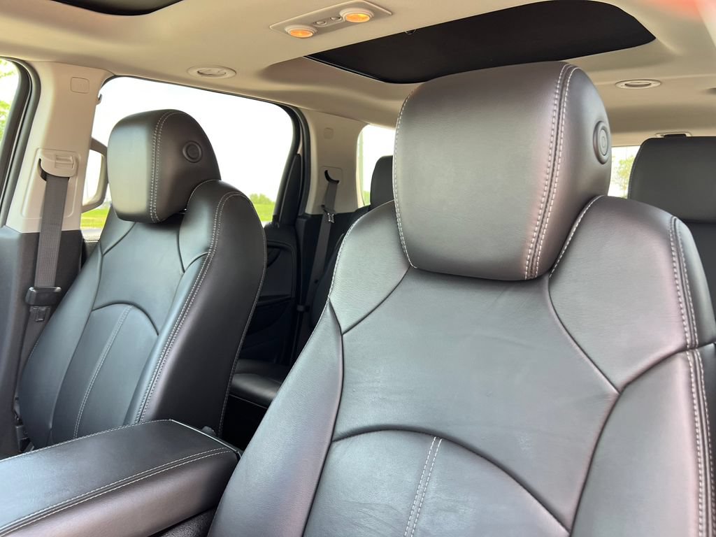 Used 2016 GMC Acadia SLT w/ Premium Edition FWD image 13