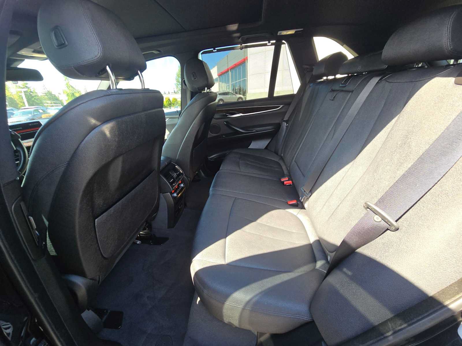 Used 2018 BMW X5 xDrive40e AWD/4WD image 16