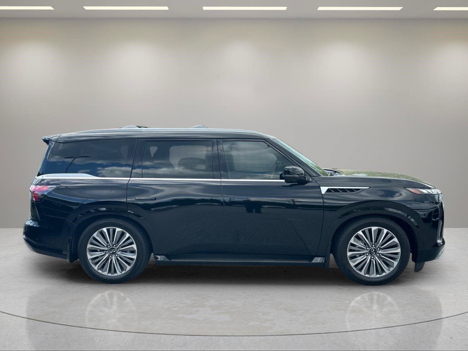 New 2026 INFINITI QX80 Luxe AWD/4WD image 8