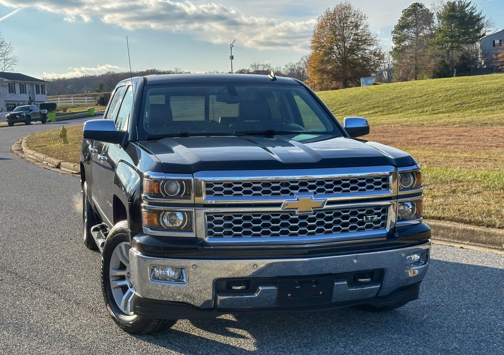 Used 2014 Chevrolet Silverado 1500 LTZ w/ LTZ Plus Package image 9