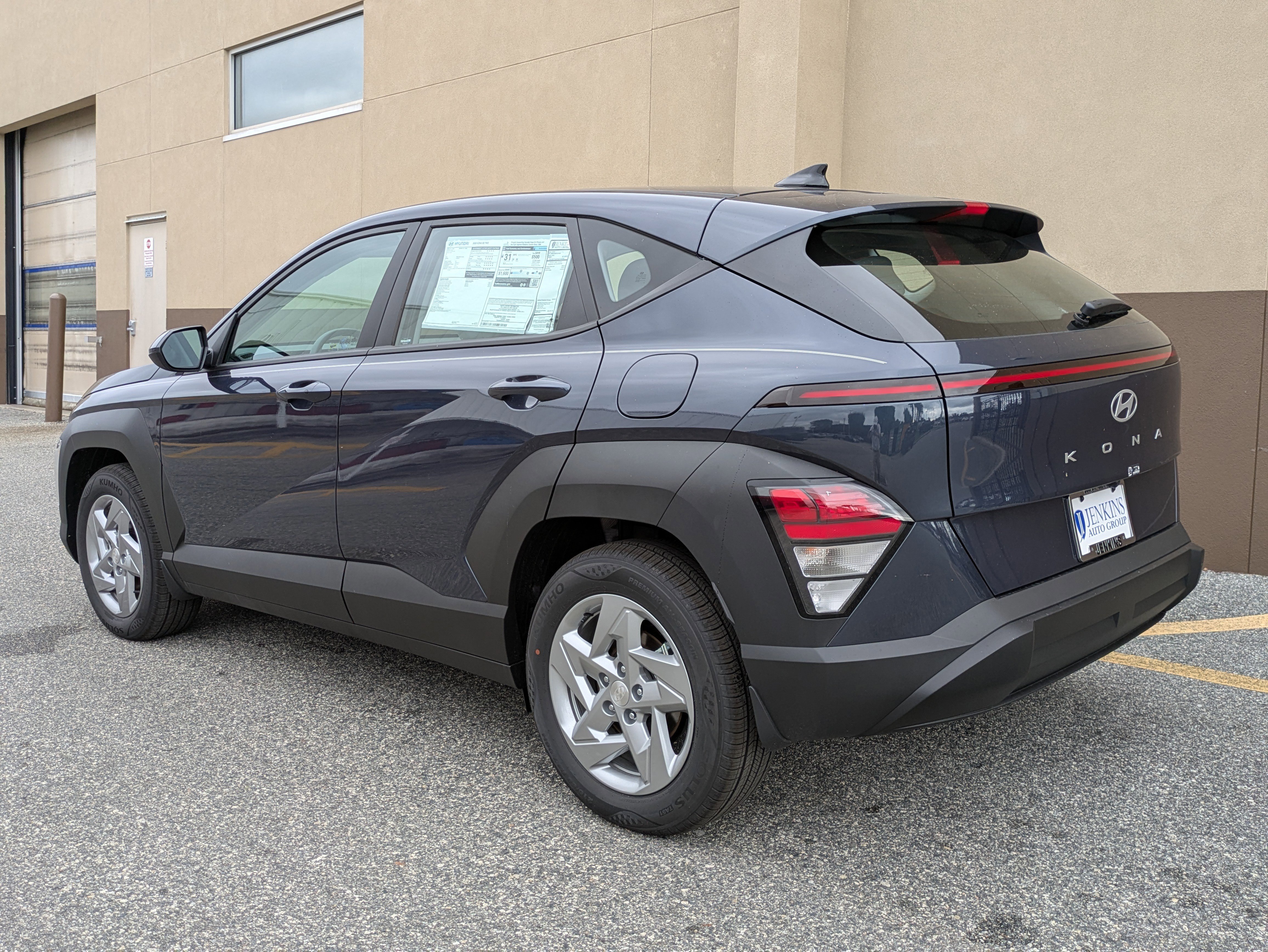 New 2026 Hyundai Kona SE image 7