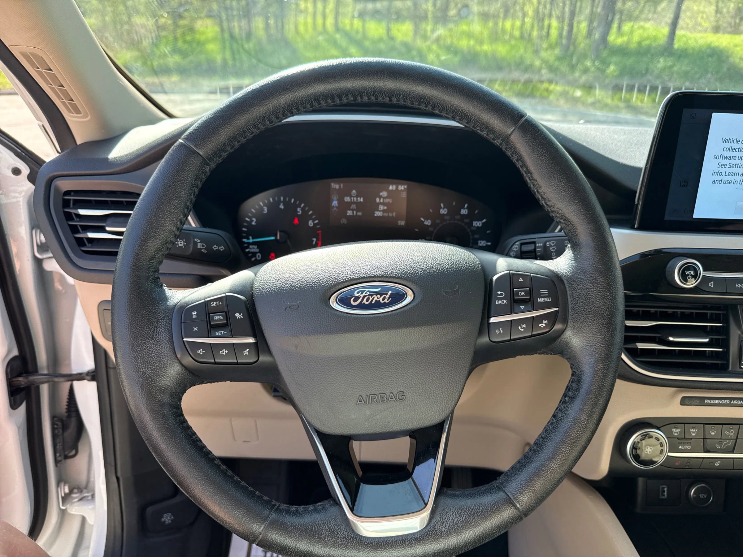 Used 2020 Ford Escape SEL AWD/4WD image 18