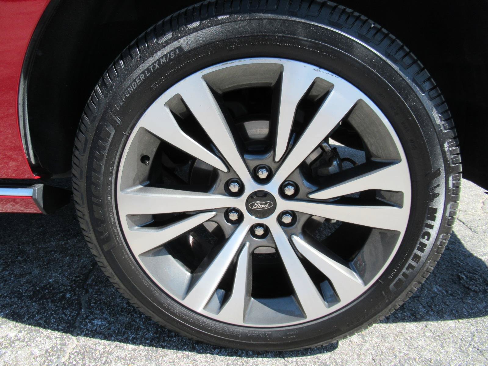 Used 2021 Ford Expedition Platinum RWD image 9