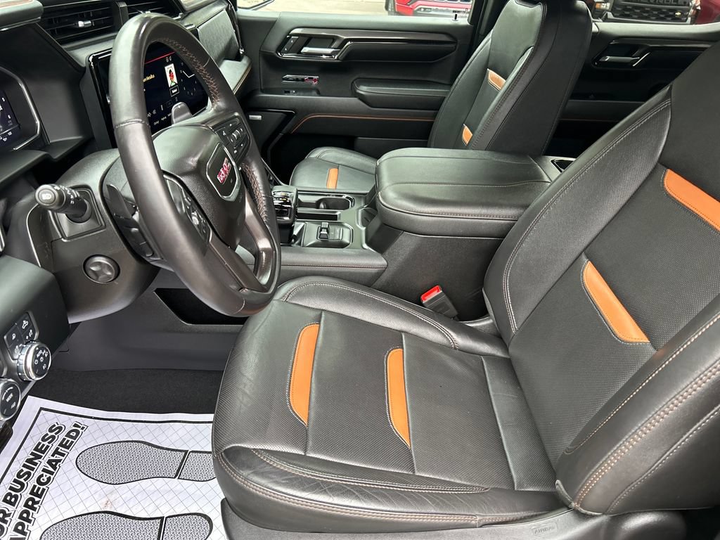 Used 2023 GMC Sierra 1500 AT4 w/ AT4 Premium Package AWD/4WD image 13