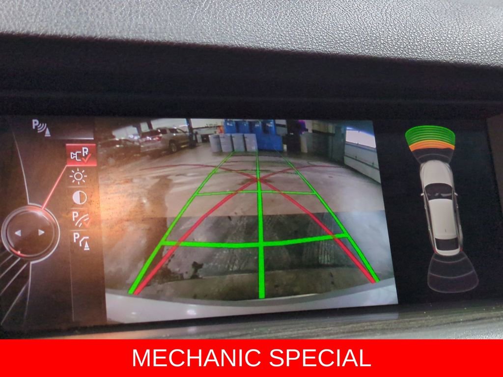 Used 2015 BMW 550i Gran Turismo xDrive image 30