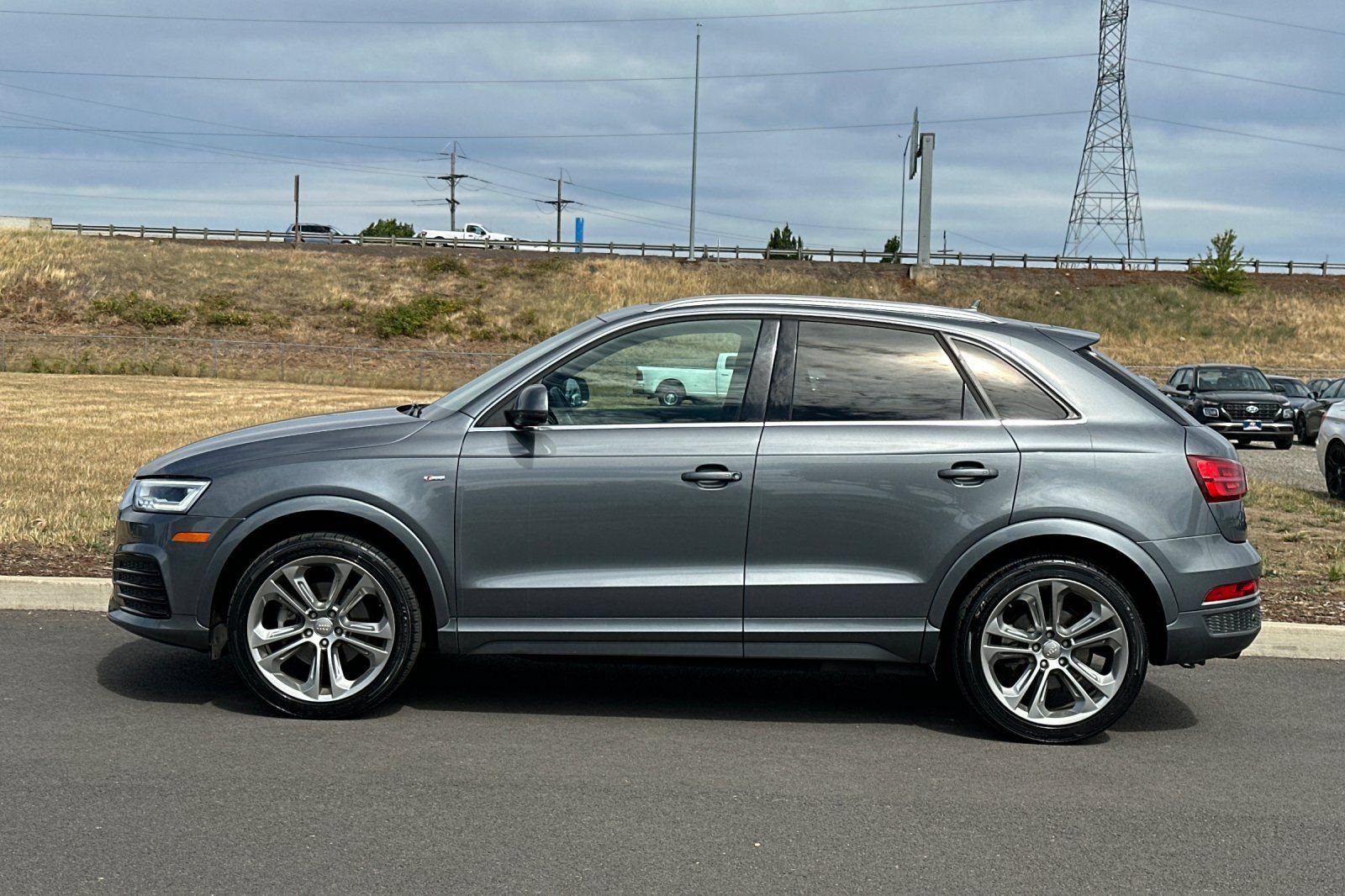 Used 2016 Audi Q3 2.0T Prestige AWD/4WD image 6