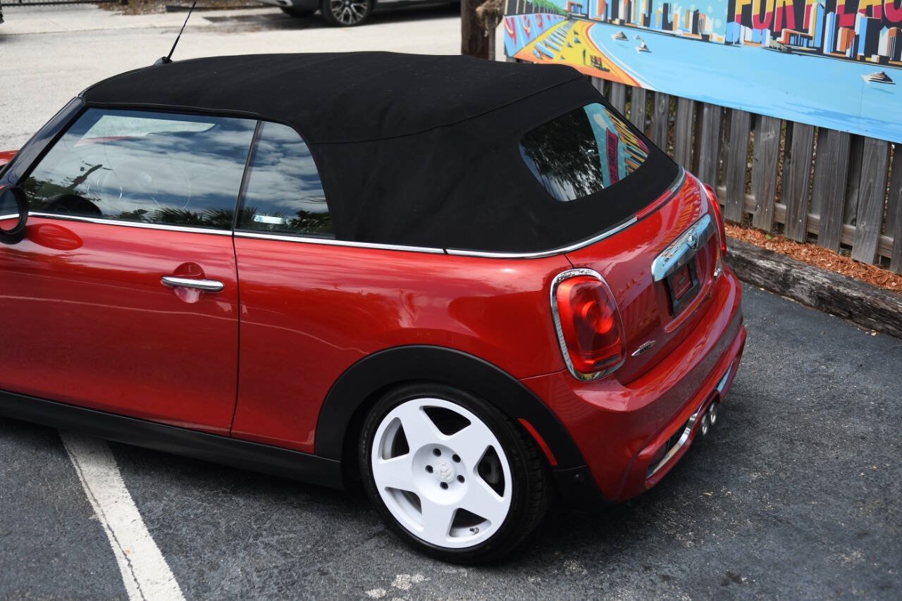 Used 2016 MINI Cooper S FWD image 11