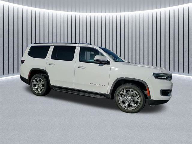 Certified 2022 Jeep Wagoneer Series II AWD/4WD image 4